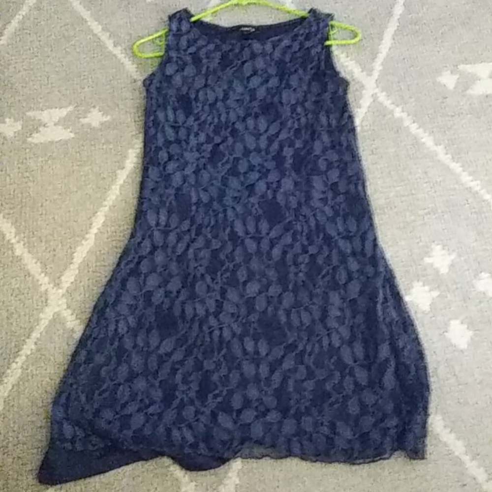 Dress - Picture 1 of 2